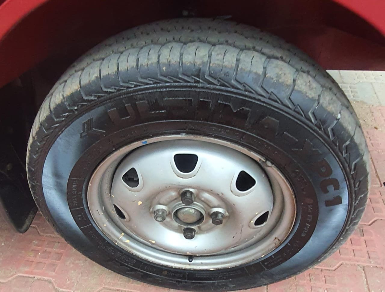 Maruti Suzuki Eeco 5 Seter