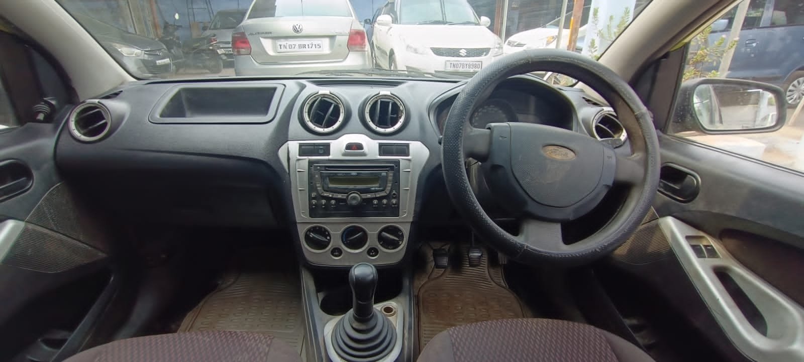 Ford Figo Zxi