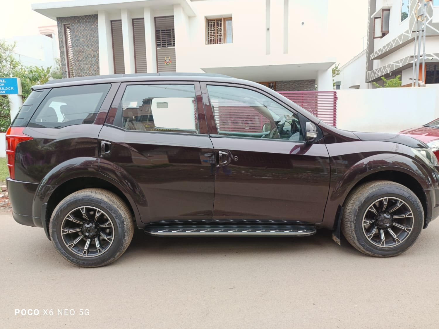 Mahindra Xuv 500 W4
