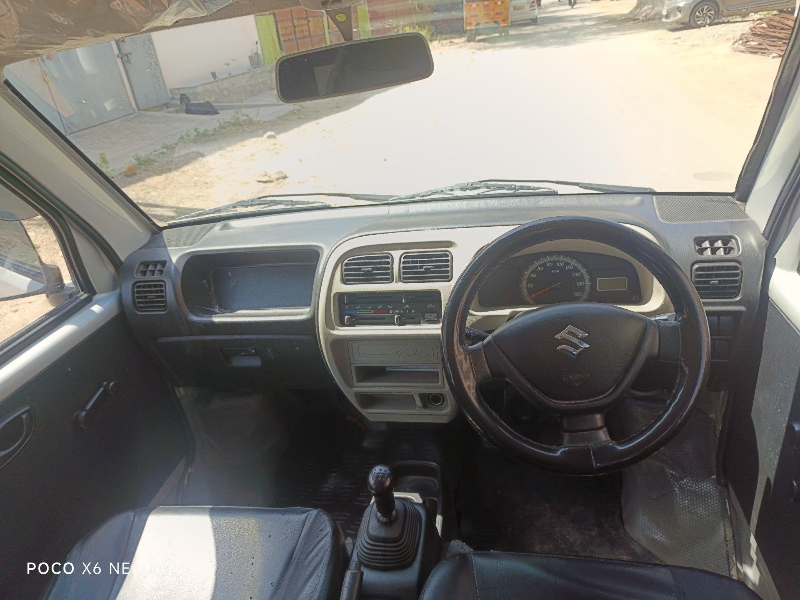 Maruti Suzuki Eeco 5 Seter