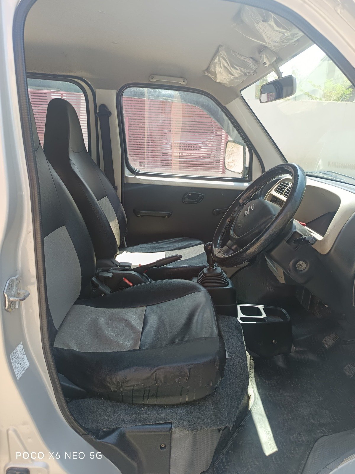 Maruti Suzuki Eeco 5 Seter