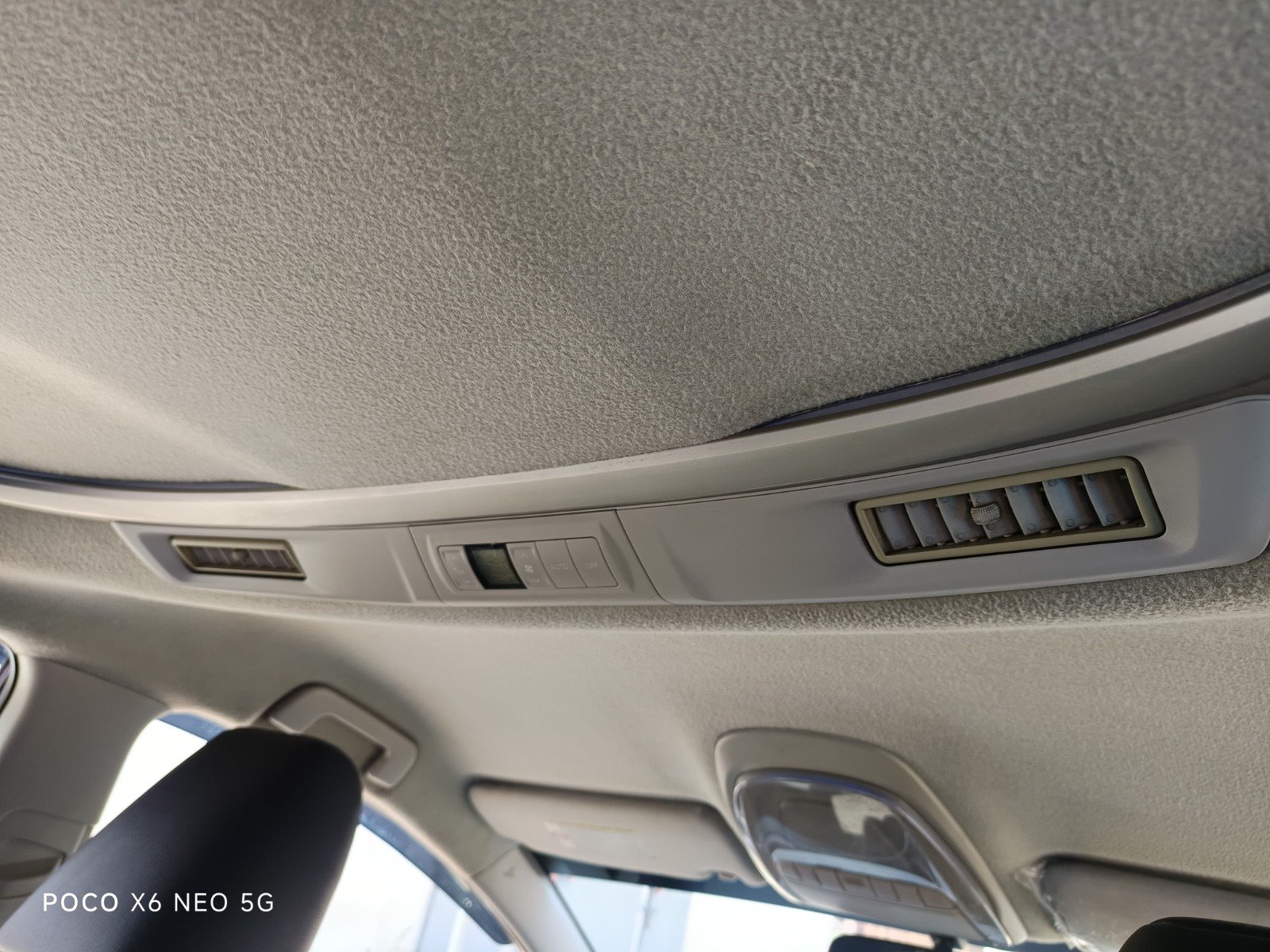 Toyota Innova Crysta Zx