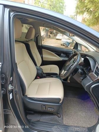 Toyota Innova Crysta Zx