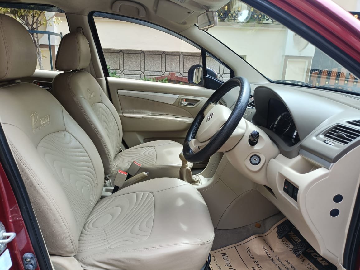 Maruti Suzuki Ertiga Vxi