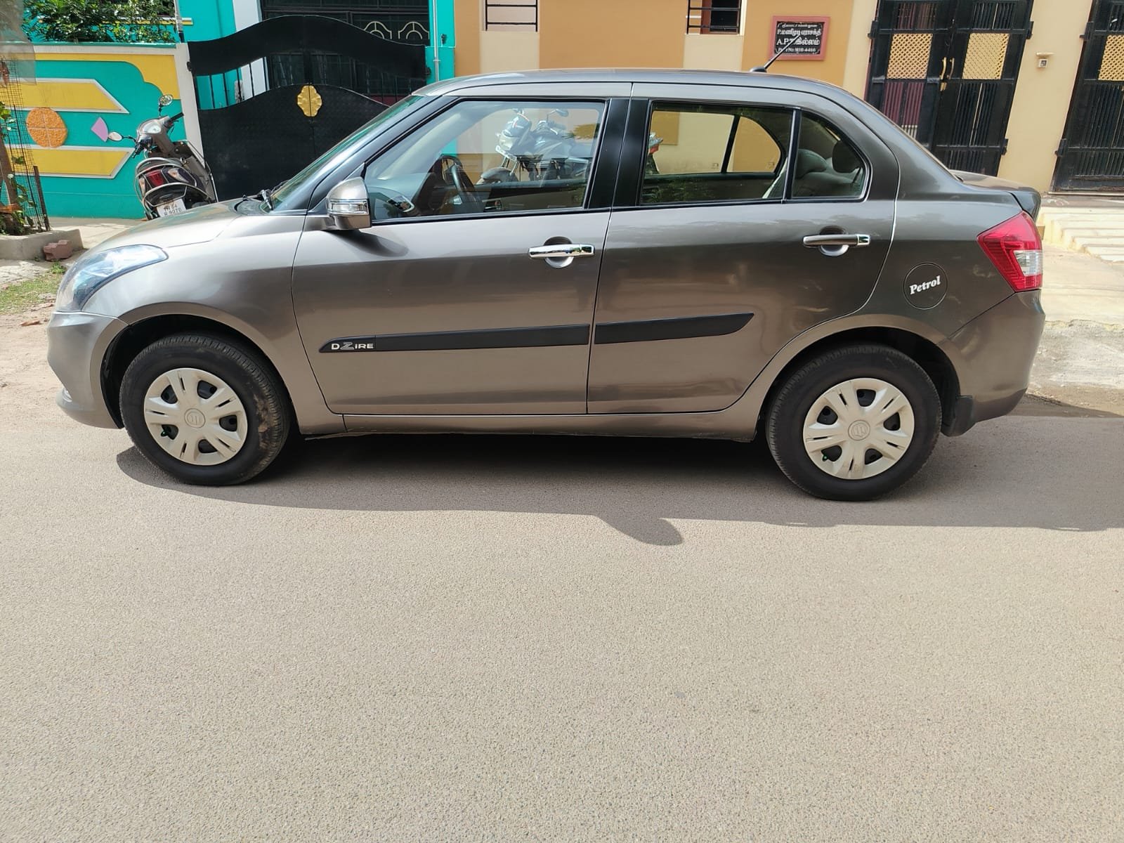 Maruti Suzuki Swift Dzire Vxi