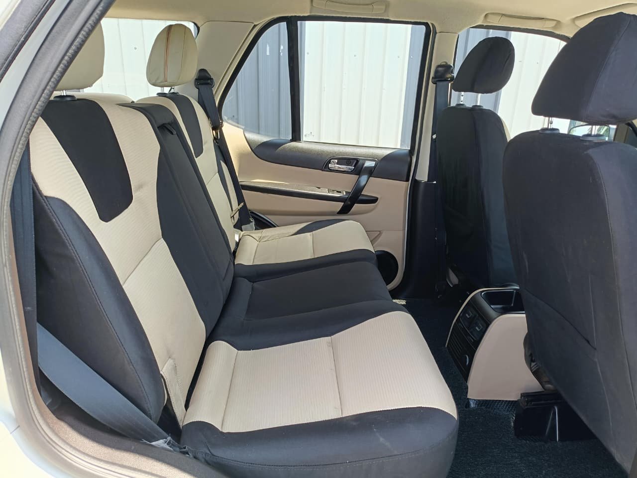 Tata Safari Storme Lx