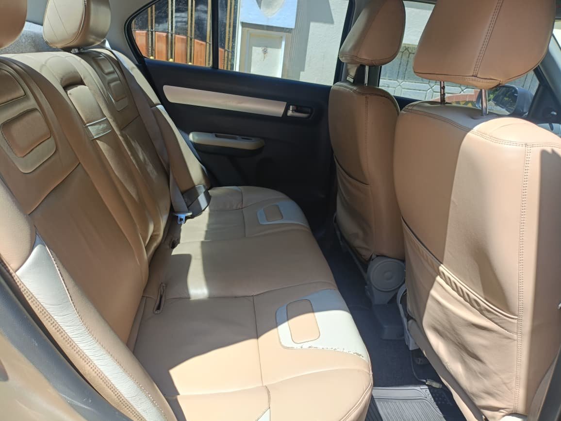 Maruti Suzuki Swift Dzire Zdi