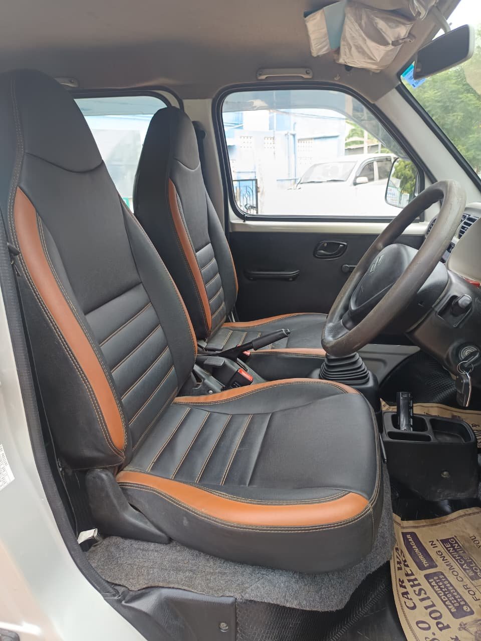 Maruti Suzuki Eeco 5 Seter