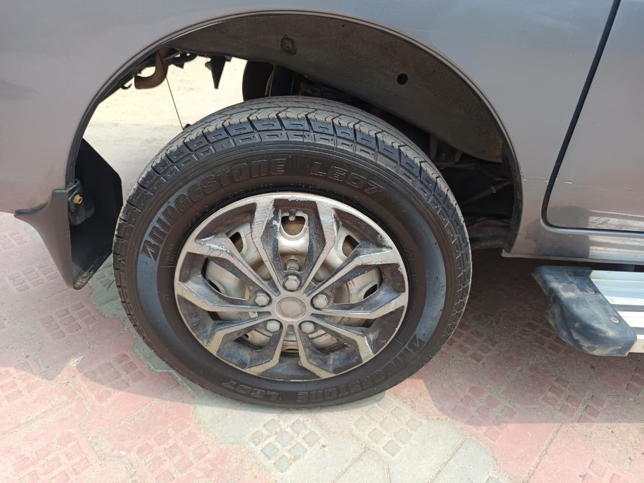 Maruti Suzuki Eeco 5 Seter