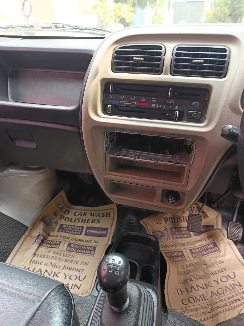 Maruti Suzuki Eeco 5 Seter