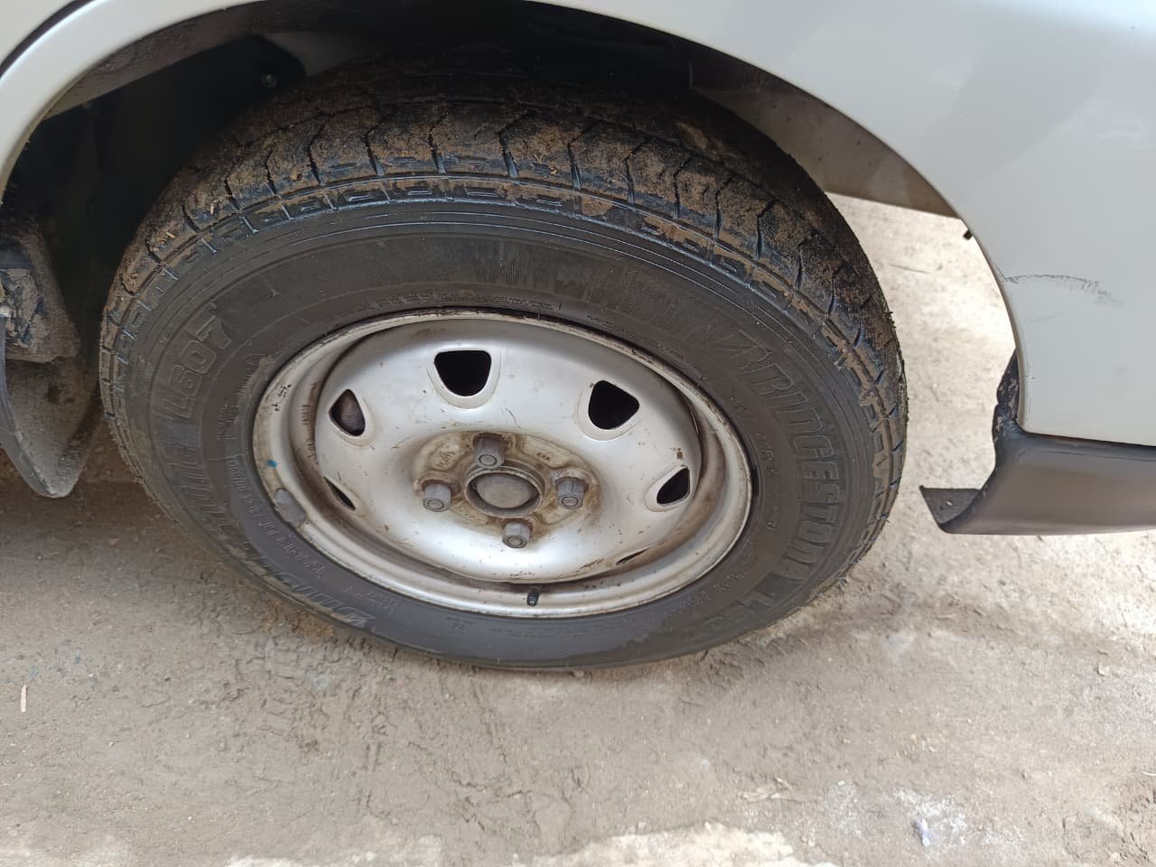 Maruti Suzuki Eeco 5 Seter