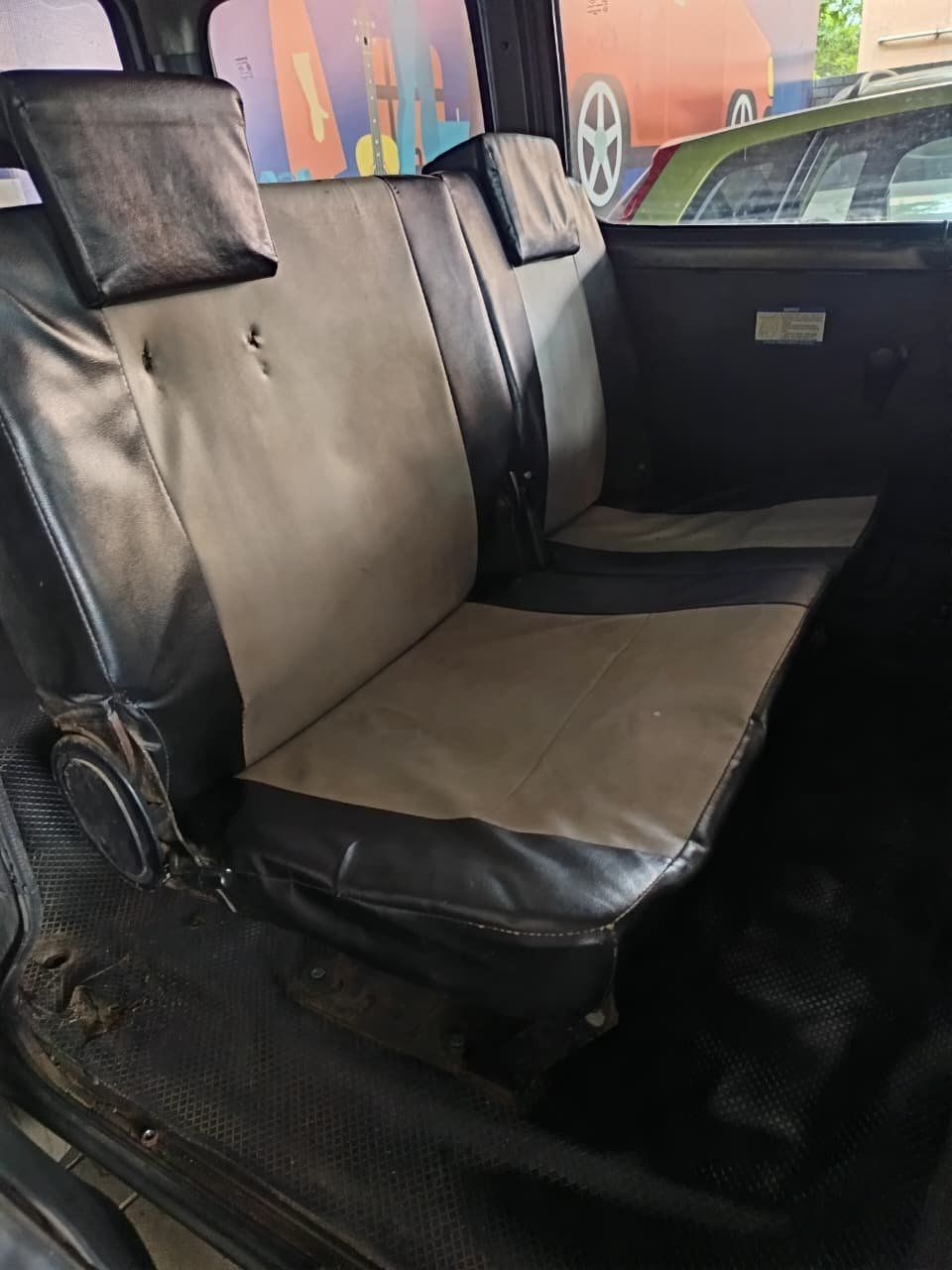 Maruti Suzuki Eeco 5 Seter