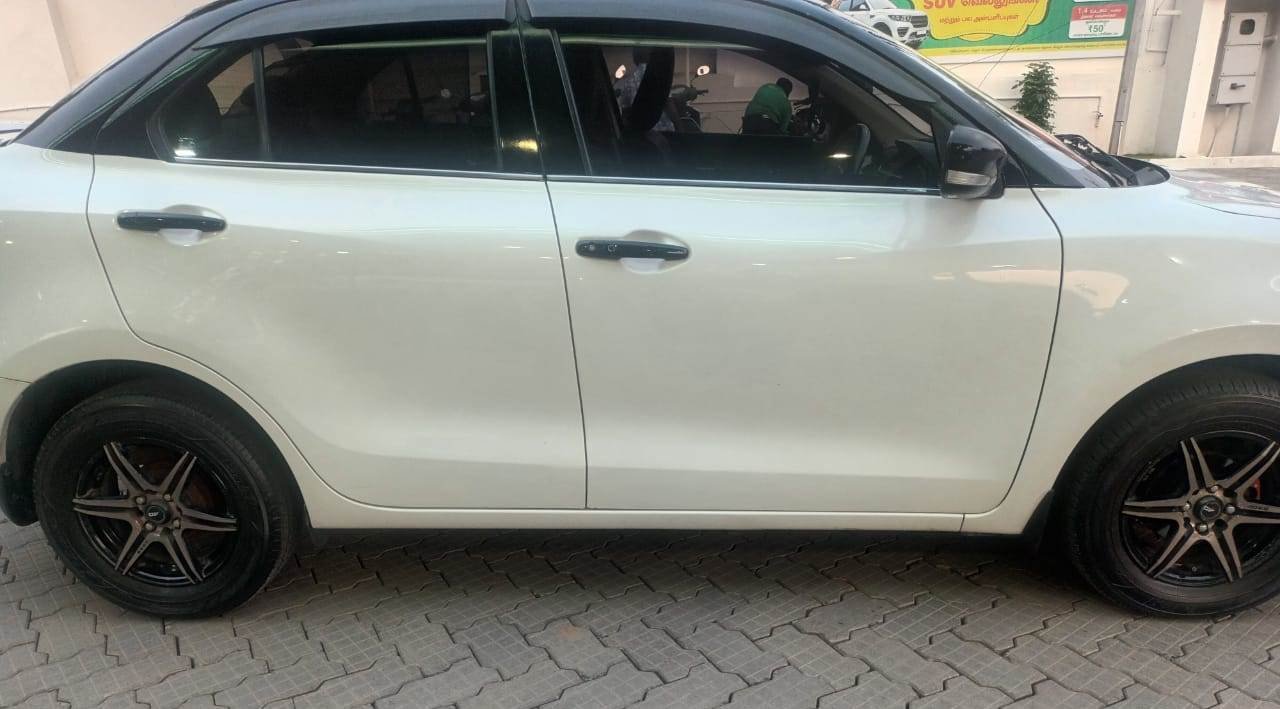 Maruti Suzuki Swift Dzire Zxi