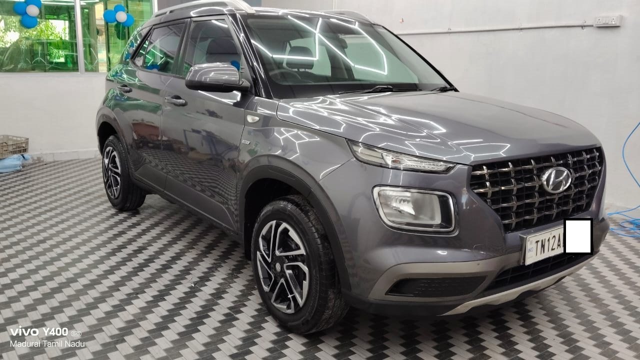 Hyundai Venue S Plus