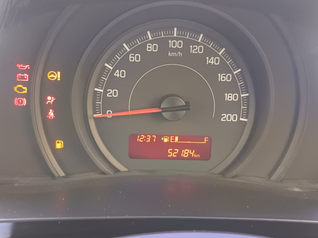 Maruti Suzuki Swift Lxi