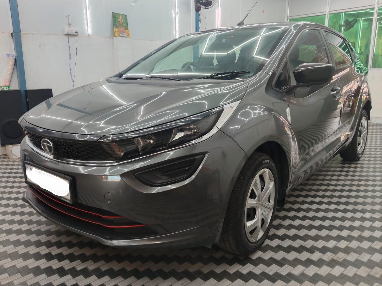 Tata Altroz Xm Plus