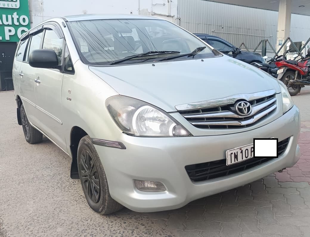 Toyota Innova G