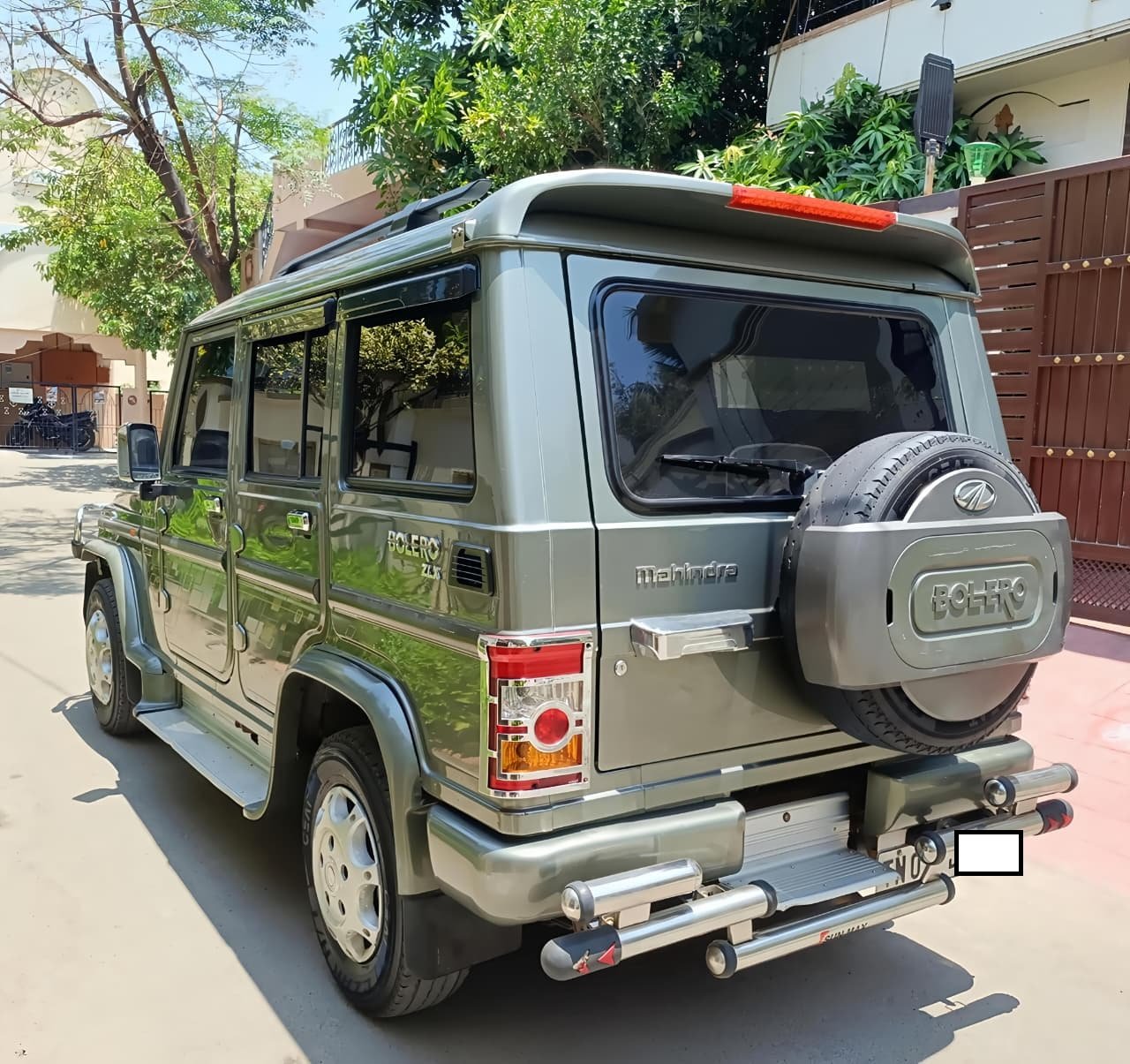 Mahindra Bolero Power +sle