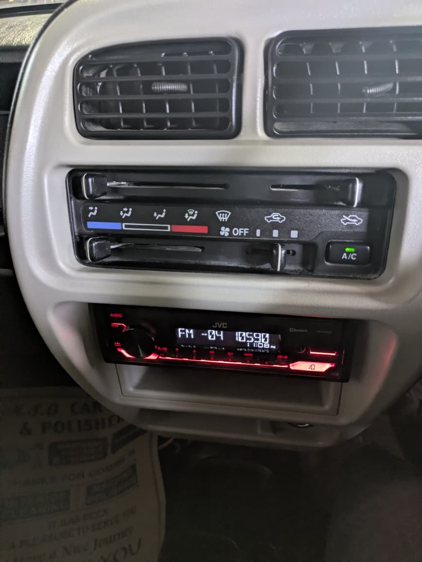 Maruti Suzuki Eeco 5 Seter