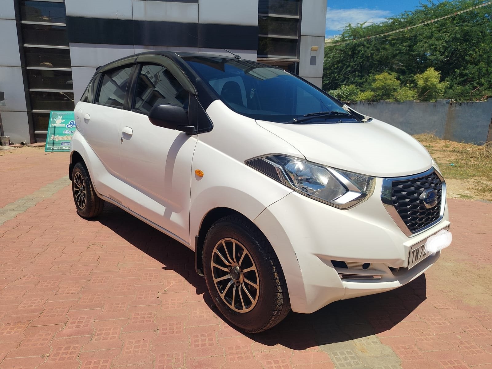 Datsun Redi Go T(o)