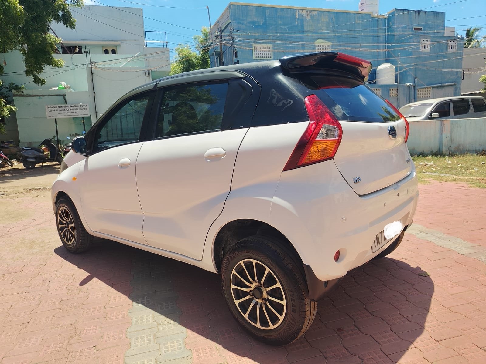 Datsun Redi Go T(o)