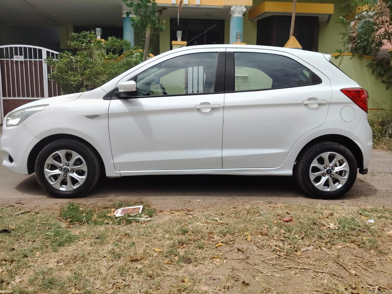 Ford Figo Zxi