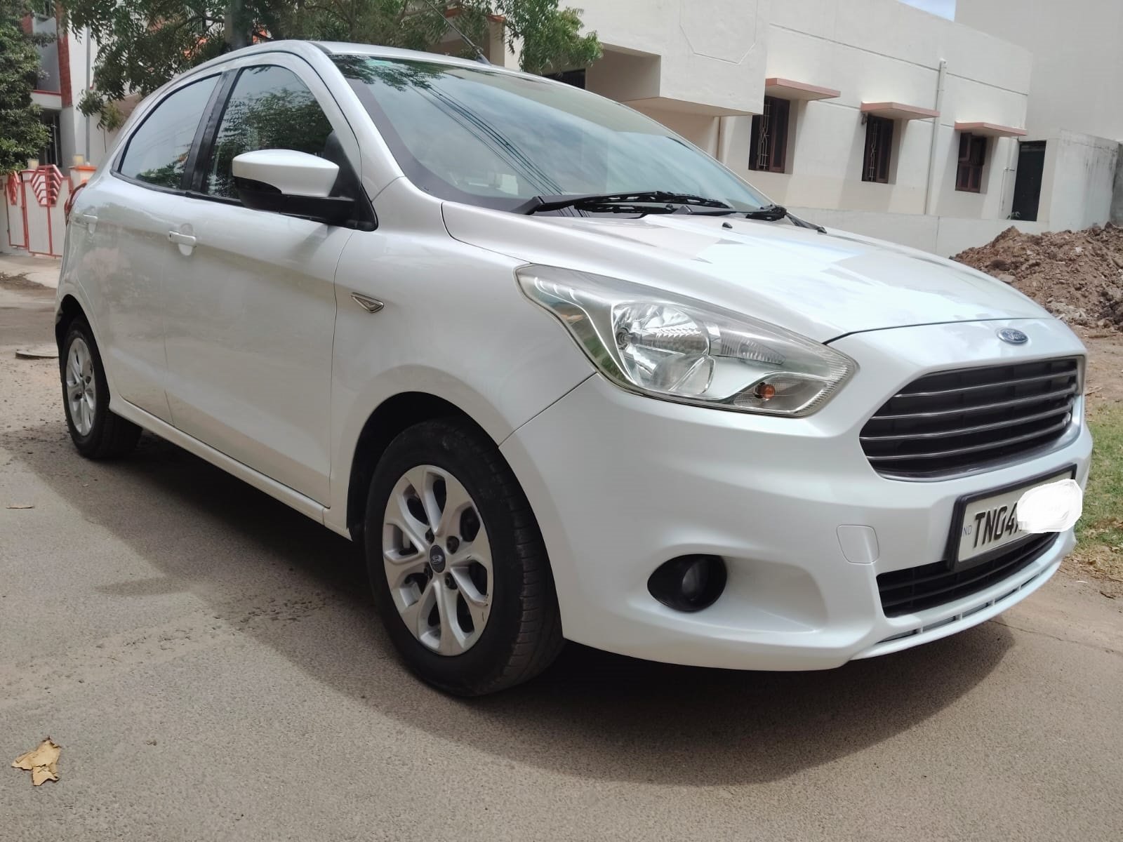 Ford Figo Zxi