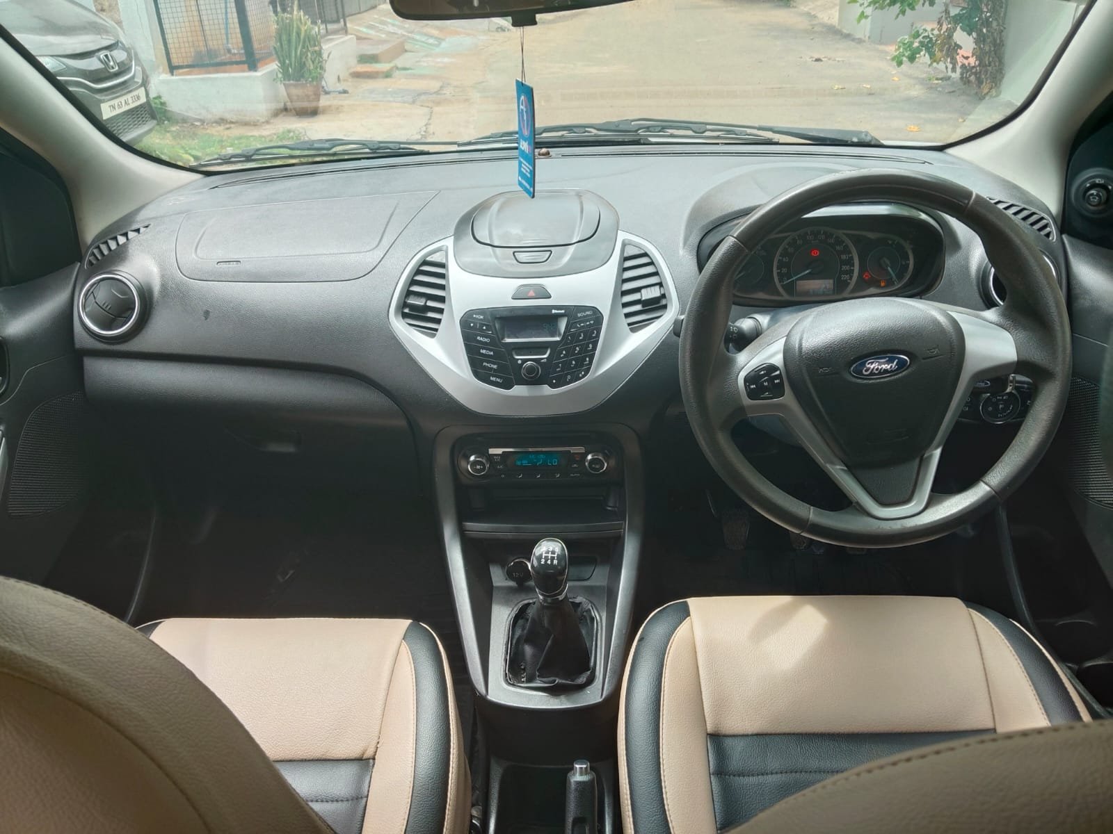 Ford Figo Zxi