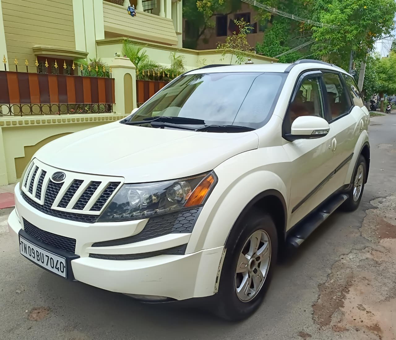 Mahindra Xuv 500 W8
