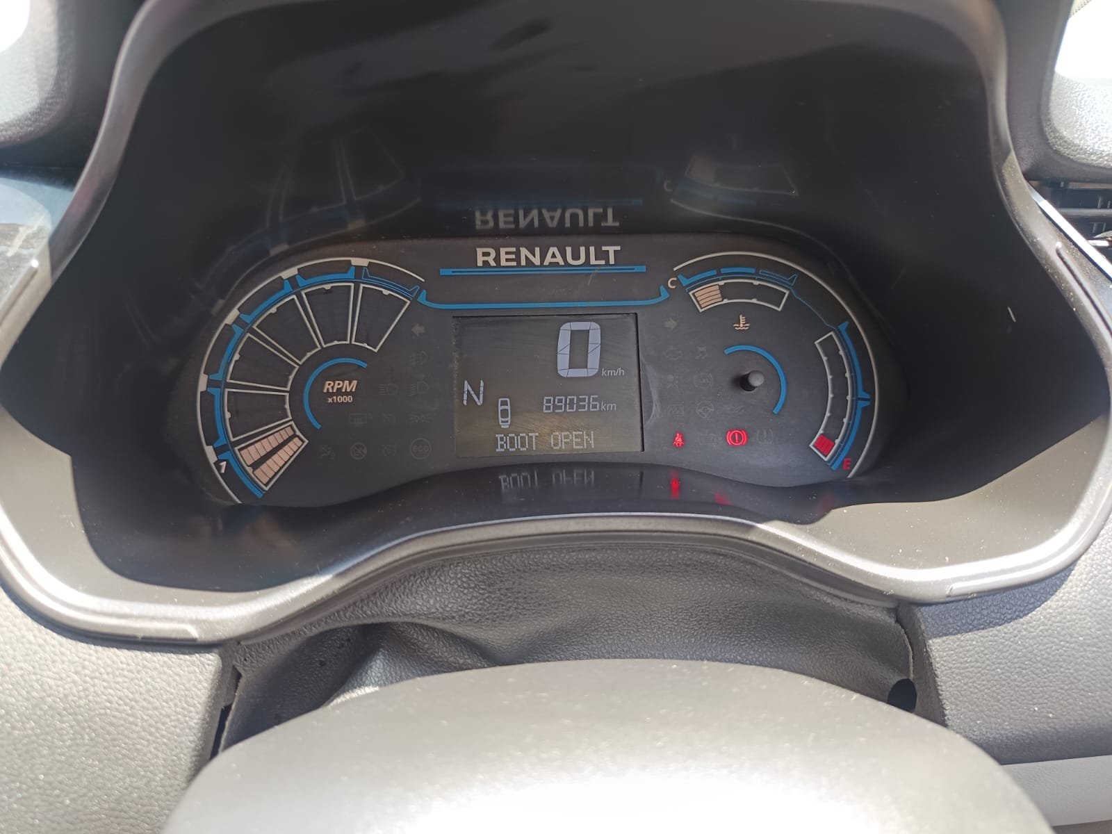 Renault Triber Rxt