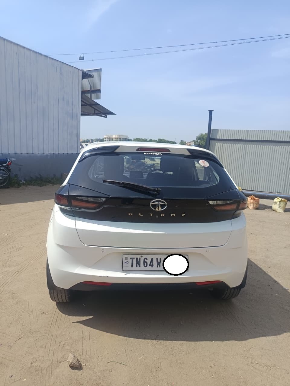 Tata Altroz Xm Plus