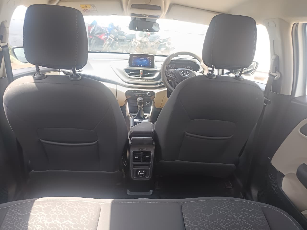 Tata Altroz Xm Plus