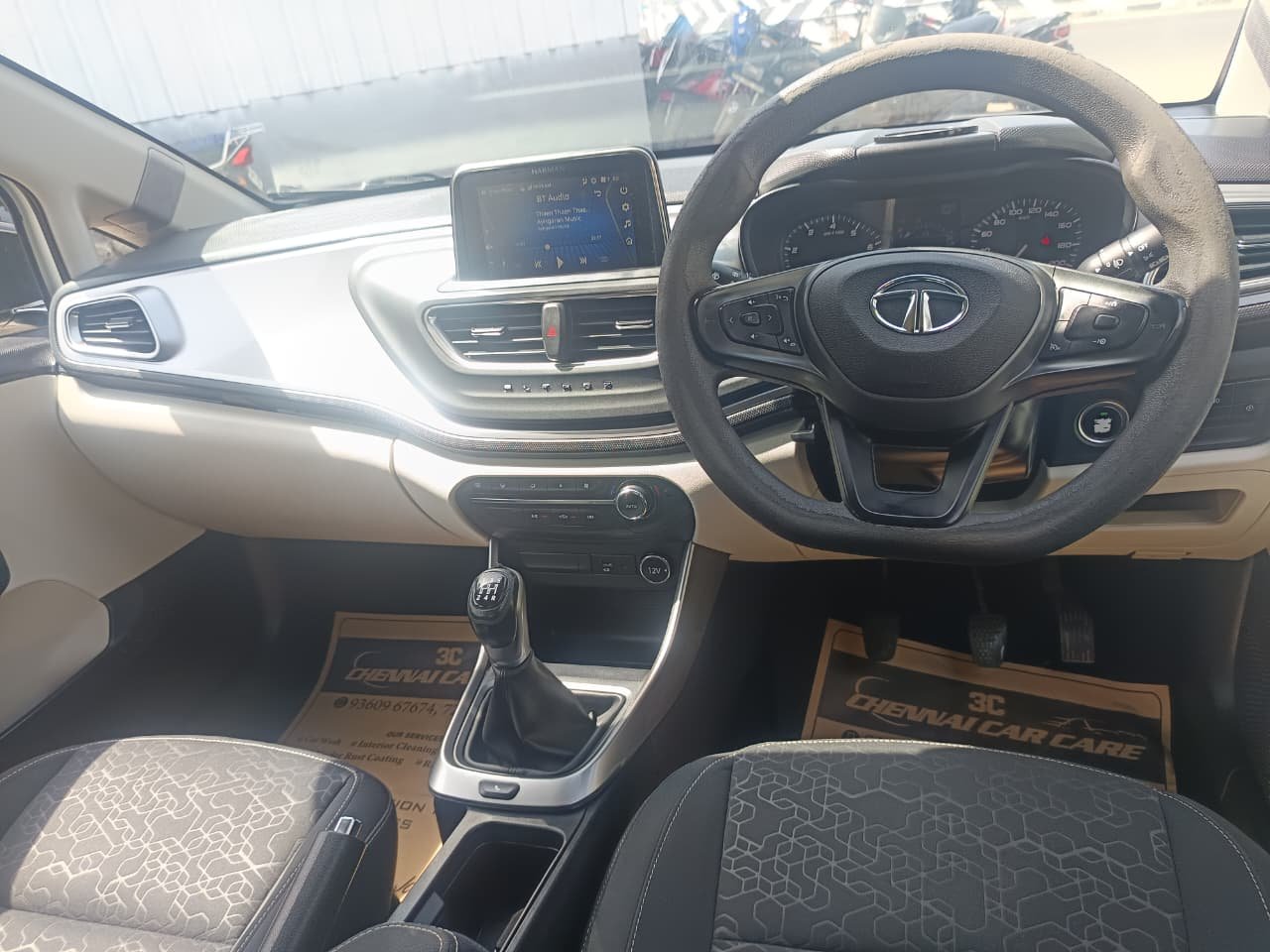 Tata Altroz Xm Plus