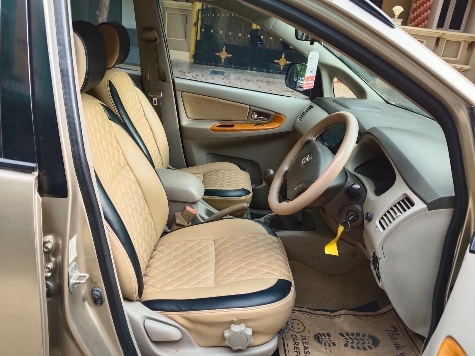Toyota Innova G