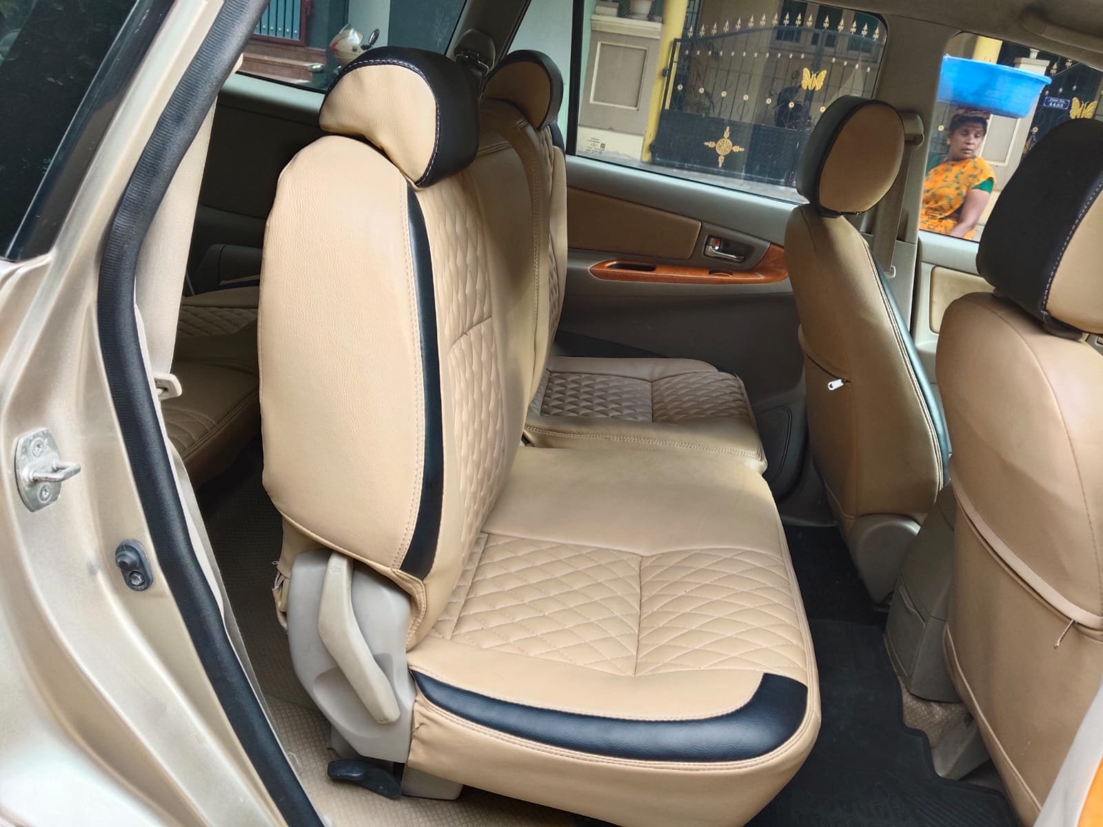 Toyota Innova G