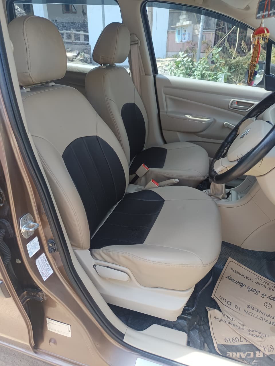 Maruti Suzuki Ertiga Vxi